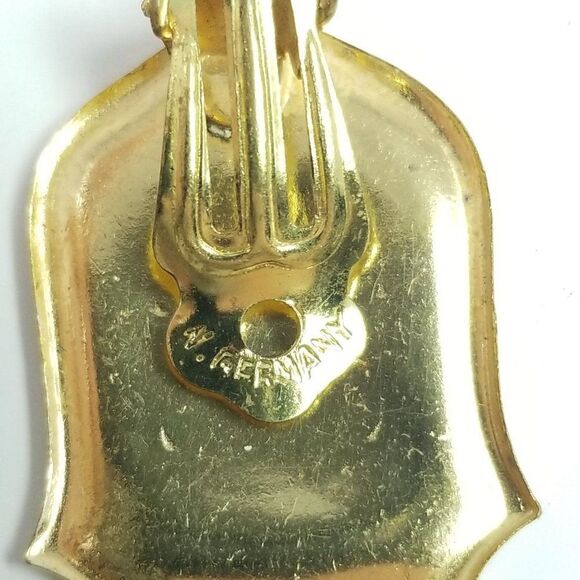 Vintage Family Crest Style Enamel Clip On Earrings, West Germany White Gold Tone - Picture 4 of 7